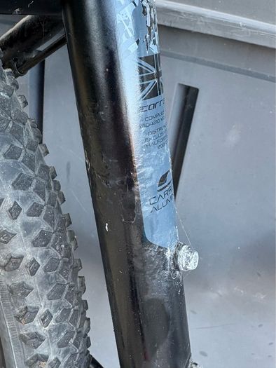 Carrera Vengeance Black 27.5 Mountain Bike - NEEDS SOME REPAIR WORK