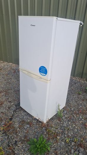 Fridge/ Freezer