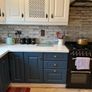 18 kitchen presses , worktop, white sink. Image 3