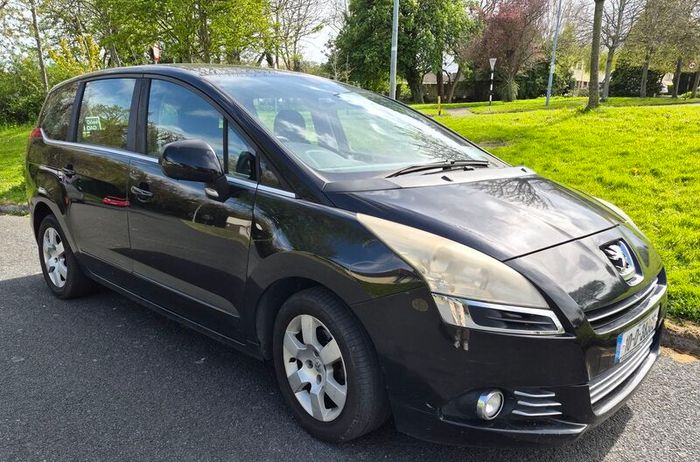 Peugeot 5008 7 Seater Diesel Car/ Estate