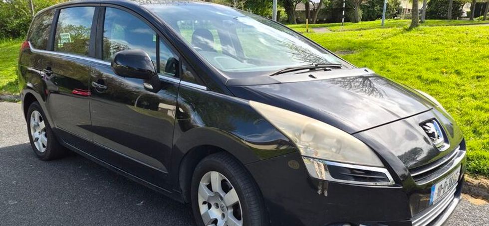 Peugeot 5008 7 Seater Diesel Car/ Estate