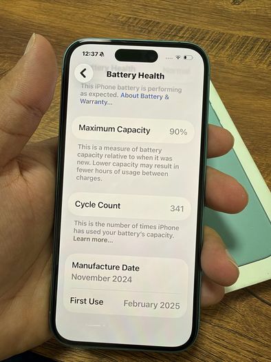 iPhone 16 mint condition simfree