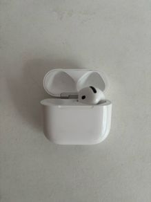AirPods 4 (only 1 AirPod)