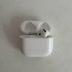AirPods 4 (only 1 AirPod)