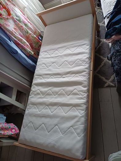 childs bed