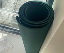 Yoga mat + 5KG Dumbbells
