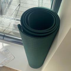Yoga mat + 5KG Dumbbells