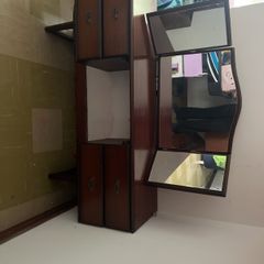 Dressing table