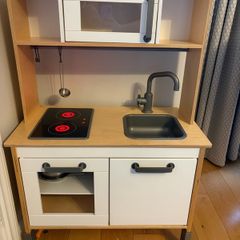 IKEA DUKTIG Childrens Play Kitchen with Extras