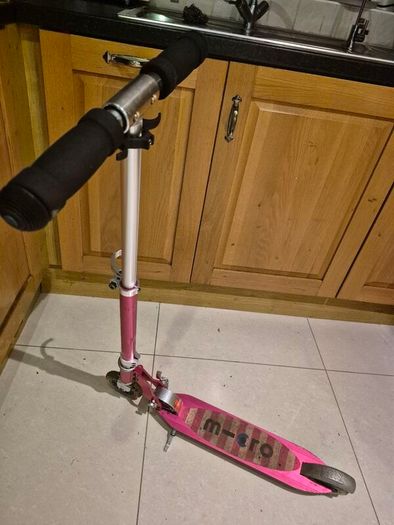 Micro scooter
