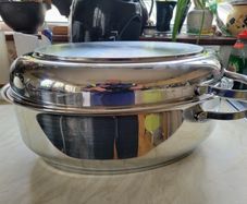Meyer roasting dish