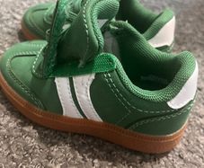 brand new kids runners