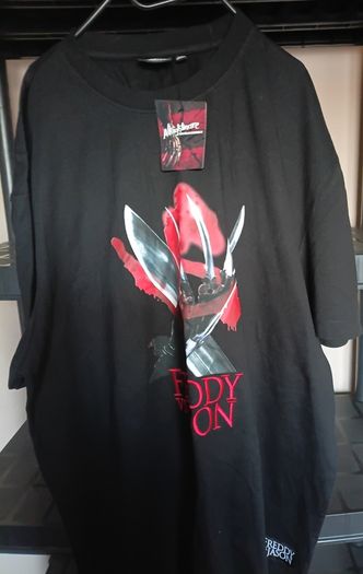 Freddie Vs Jason  Tee Shirt "New"