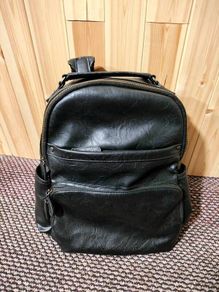 Bata Genuine Leather Backpack Excellent Condition