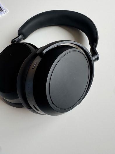 Sennheiser Momentum 4