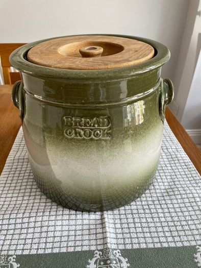 Kiltrea Bread Crock