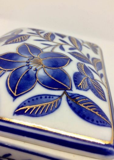 Vintage Porcelain Jewellery Box