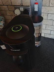 Nespresso virtuo coffe machine