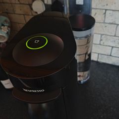Nespresso virtuo coffe machine
