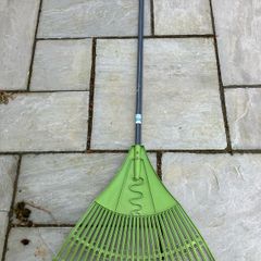Leaf rake