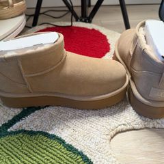 Ugg Mini Platform