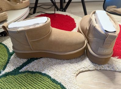 Ugg Mini Platform