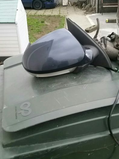 Passat driver side mirror