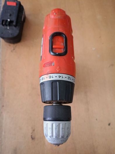 Black and Decker 18v hand drill