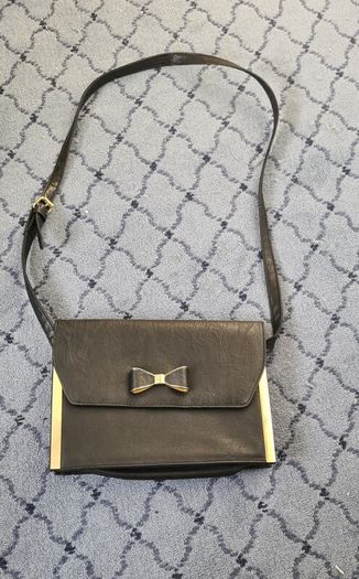 Black and Gold Bow Shoulder Bag from Atmosphere