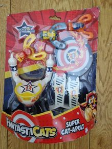 BRAND NEW Fantasticats Super Cat-apult