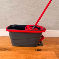 Vileda Turbo Spin Mop and Bucket Set in excellent condition.