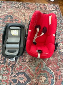 FREE Maxi Cosi Pebble with isofix base.