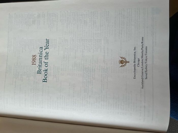 Encyclopaedia Britannica 54Volume Collection Limited Constitution Edition