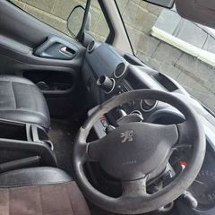 2012 Peugeot Partner