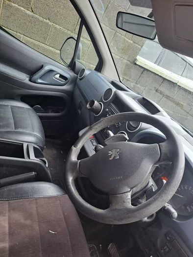 2012 Peugeot Partner