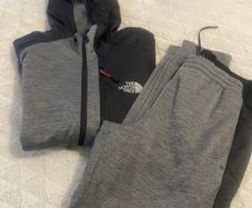 Boys Northface tracksuit