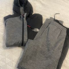 Boys Northface tracksuit
