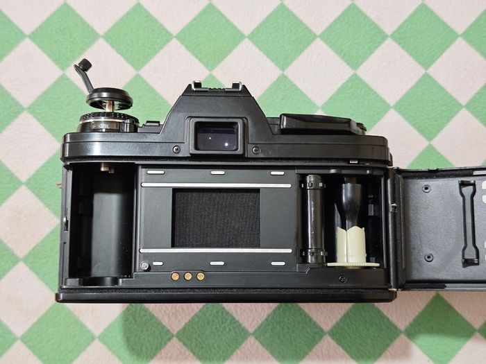Rare Minolta X-600 SLR (Japan Only) + Minolta MD 50mm f/1.7 Serviced