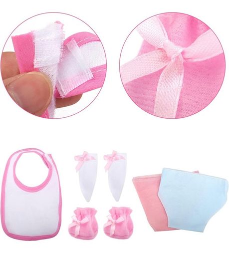 Role play games 40 Piece Bag with Baby Feeding Accessories, Clothes, Doll Bear, Bath, Soother Dummy and Much More-Nurturing Pretend Toy for Kids, 23 x 15 x 18 Centimeters (FREE POSTAGE)