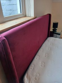 Habitat King bedframe & matress