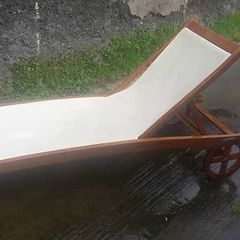 Solid Teak Sun Lounger/ Deck Chair