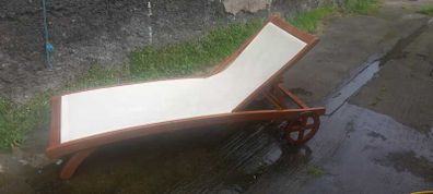 Solid Teak Sun Lounger/ Deck Chair