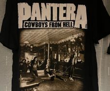 PANTERA Cowboys From Hell T-shirt size xl and Large