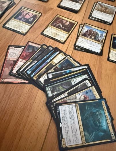 Magic the gathering bundle of 50 Japanese cards read description