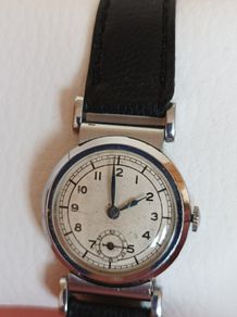 very old manual Foreign watch. Leather strap. Working. Beautiful 15 Jewels manual wind movement Swiss made .