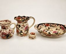 Masons 4 Piece Collection Two Decorative Jugs Oval Bowl and Trinket Box