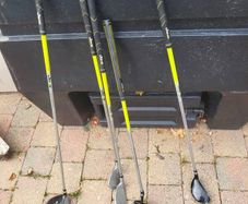 Starter junior golf clubs