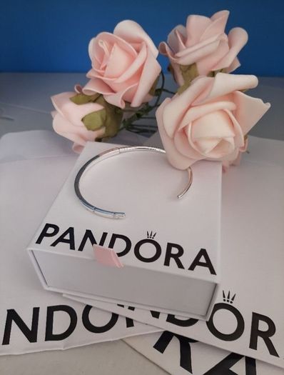 New genuine pandora bangle