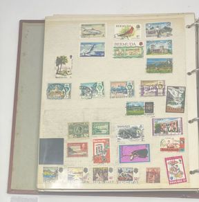 Collection USA (United States of America) stamps with two FDC's and 1978 Canadian International Philatelic Exhibition USA Stamps Toronto miniature sheet MNH, Stamps connected with US Bicentennial & some from South America. 29 images of contents.