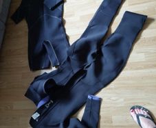 Wetsuits...long leggedMountain Warehouse.Worn twice...short suit Pegasus..used.